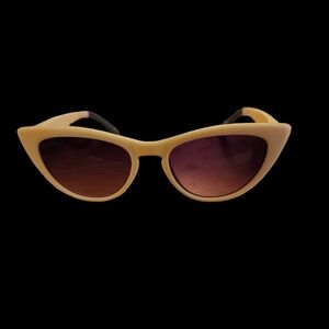 TOM'S Cat Eye Vintage Style Sunglasses Matte